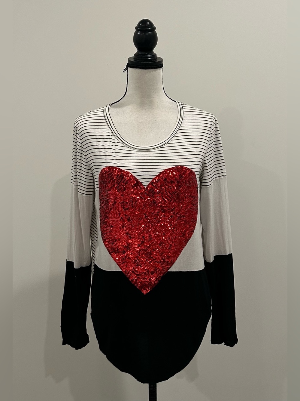 7th Ray Sequin Heart Tunic